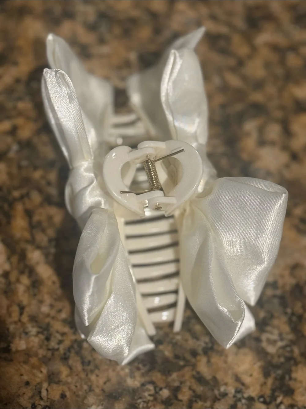 Ivory Cream Satin Ribbon Bow Claw Clip Hair Accessory 5” Croquette Romantic NWOT